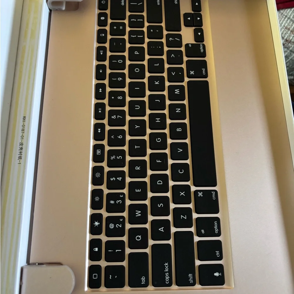 Rose gold iPad cover/keyboard